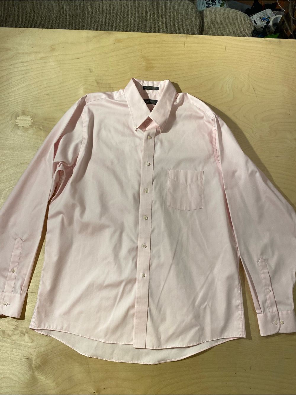 Arrow Light Pink Long-Sleeve Dress Shirt  
17 36/37  (RO)